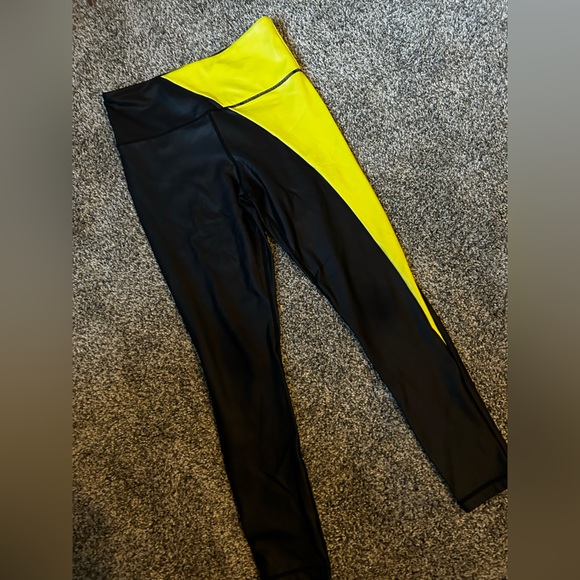 Zyia Active Leggings - Picture 1 of 3